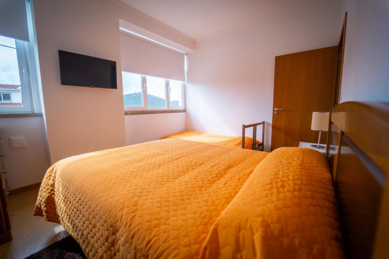 パンピリョーザ・ダ・セーラ Casas Da Escola - "A Escola" - Measヴィラ エクステリア 写真