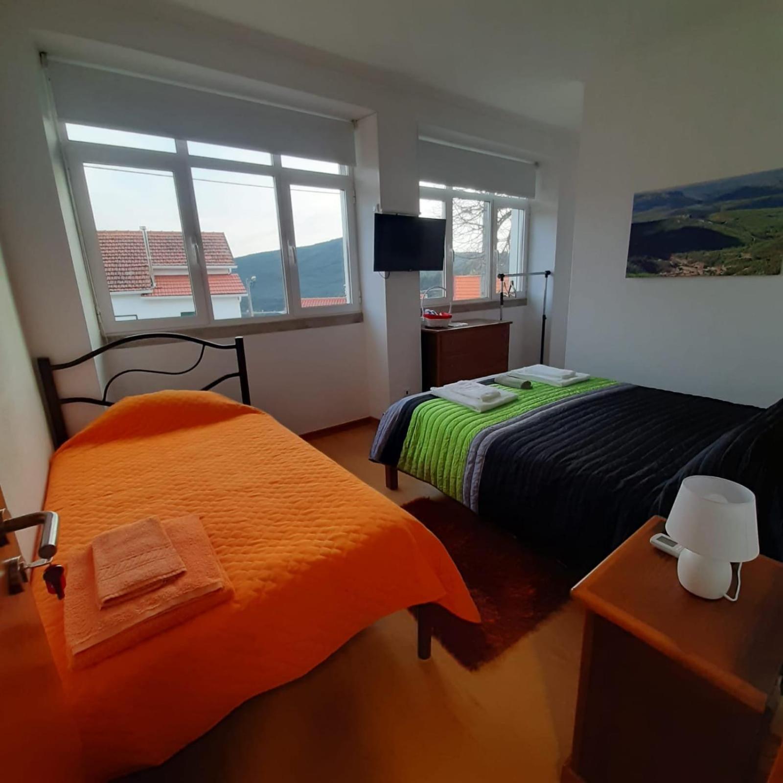 パンピリョーザ・ダ・セーラ Casas Da Escola - "A Escola" - Measヴィラ エクステリア 写真