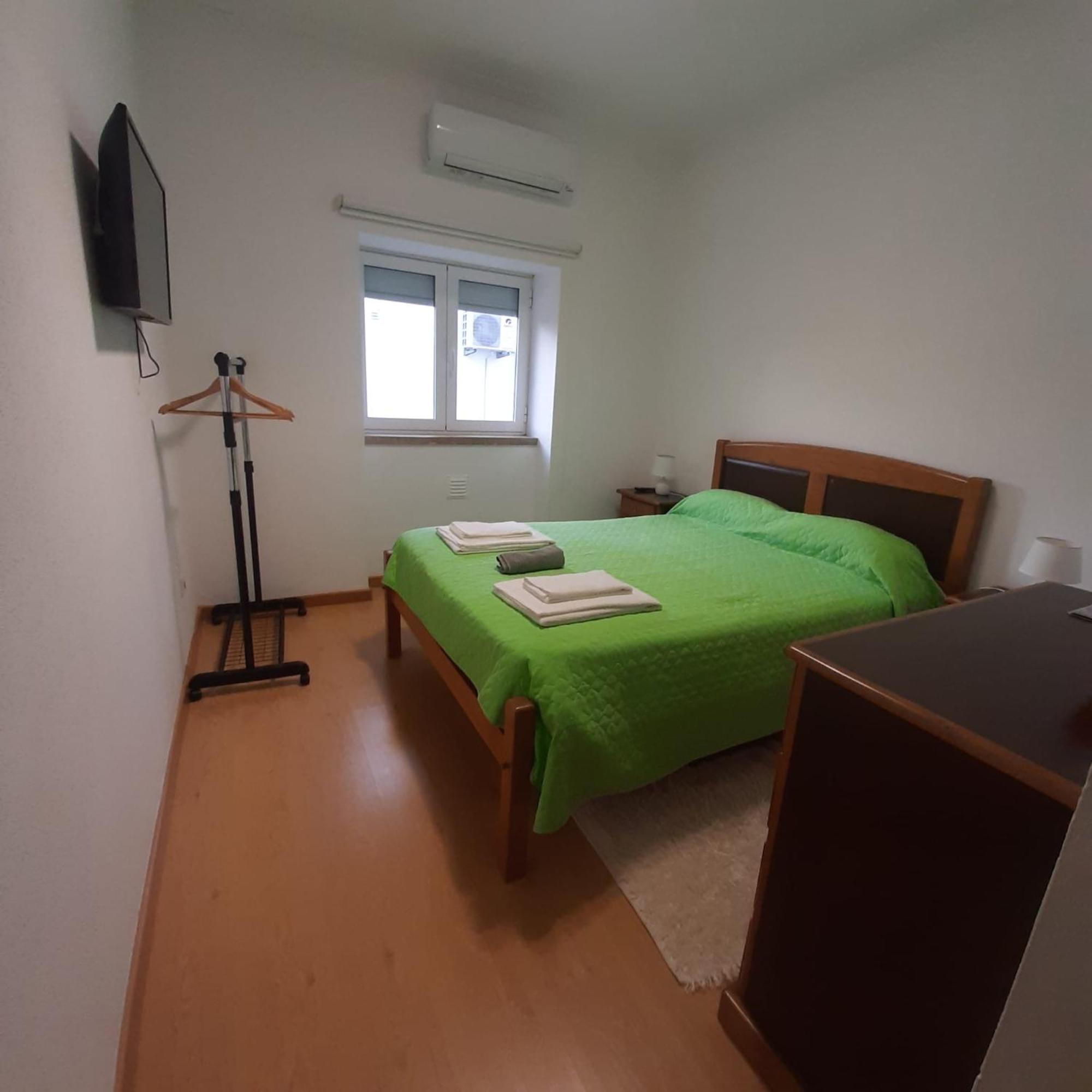 パンピリョーザ・ダ・セーラ Casas Da Escola - "A Escola" - Measヴィラ エクステリア 写真