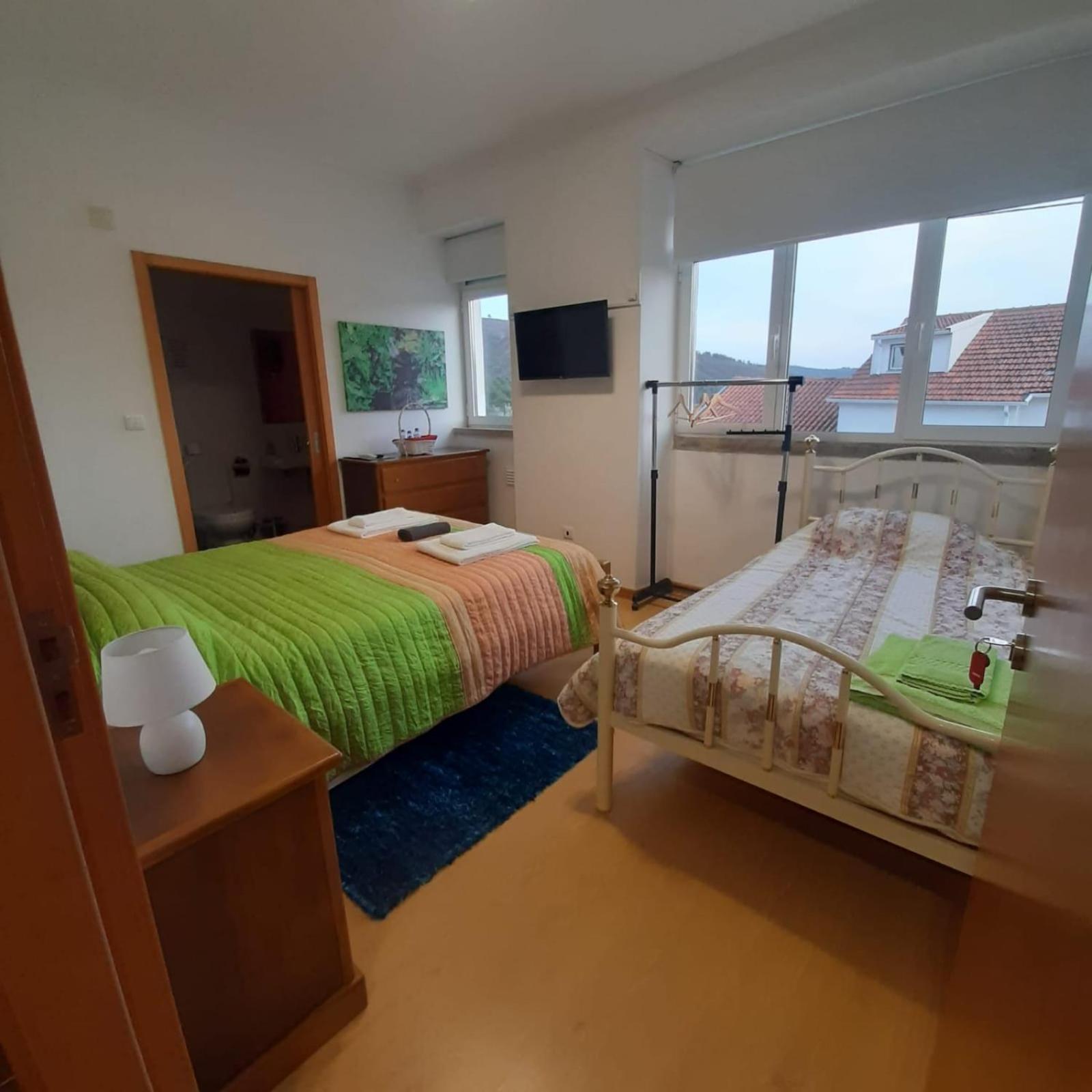 パンピリョーザ・ダ・セーラ Casas Da Escola - "A Escola" - Measヴィラ エクステリア 写真