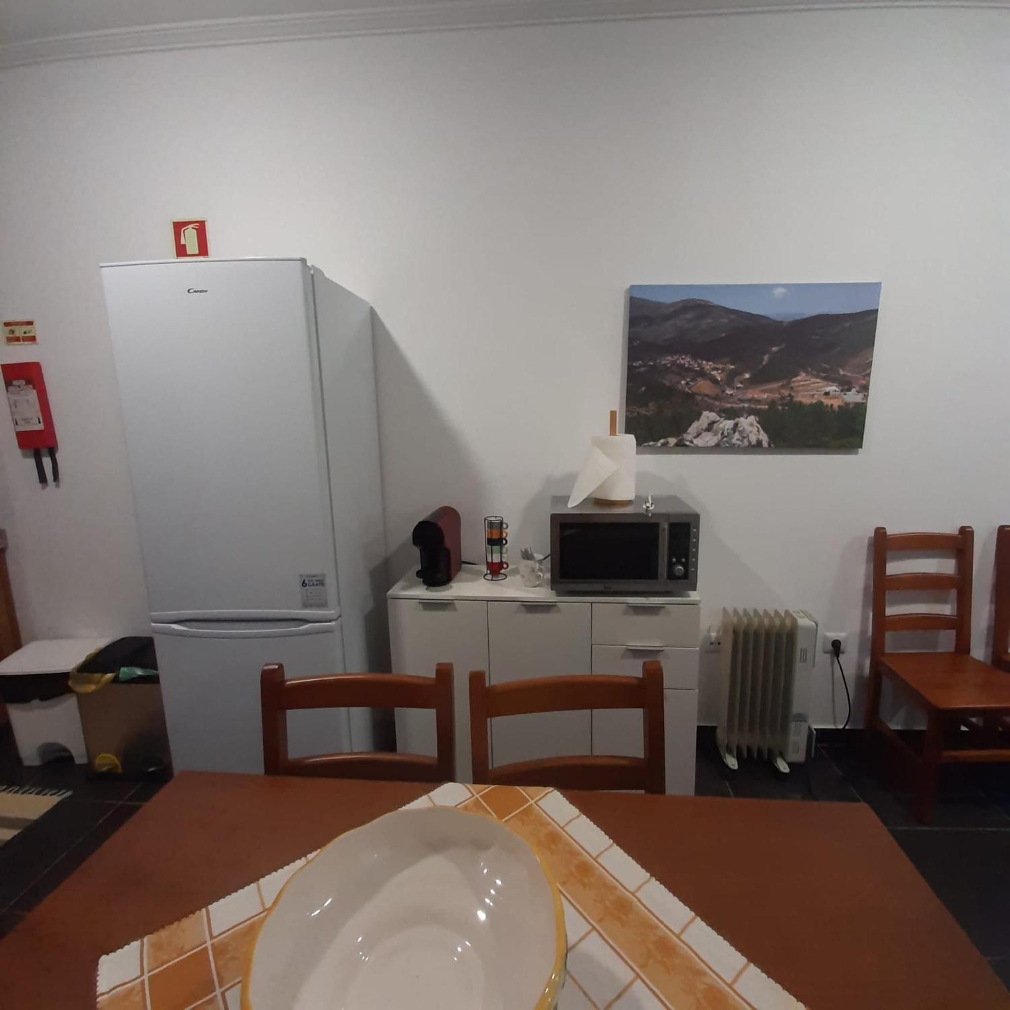 パンピリョーザ・ダ・セーラ Casas Da Escola - "A Escola" - Measヴィラ エクステリア 写真