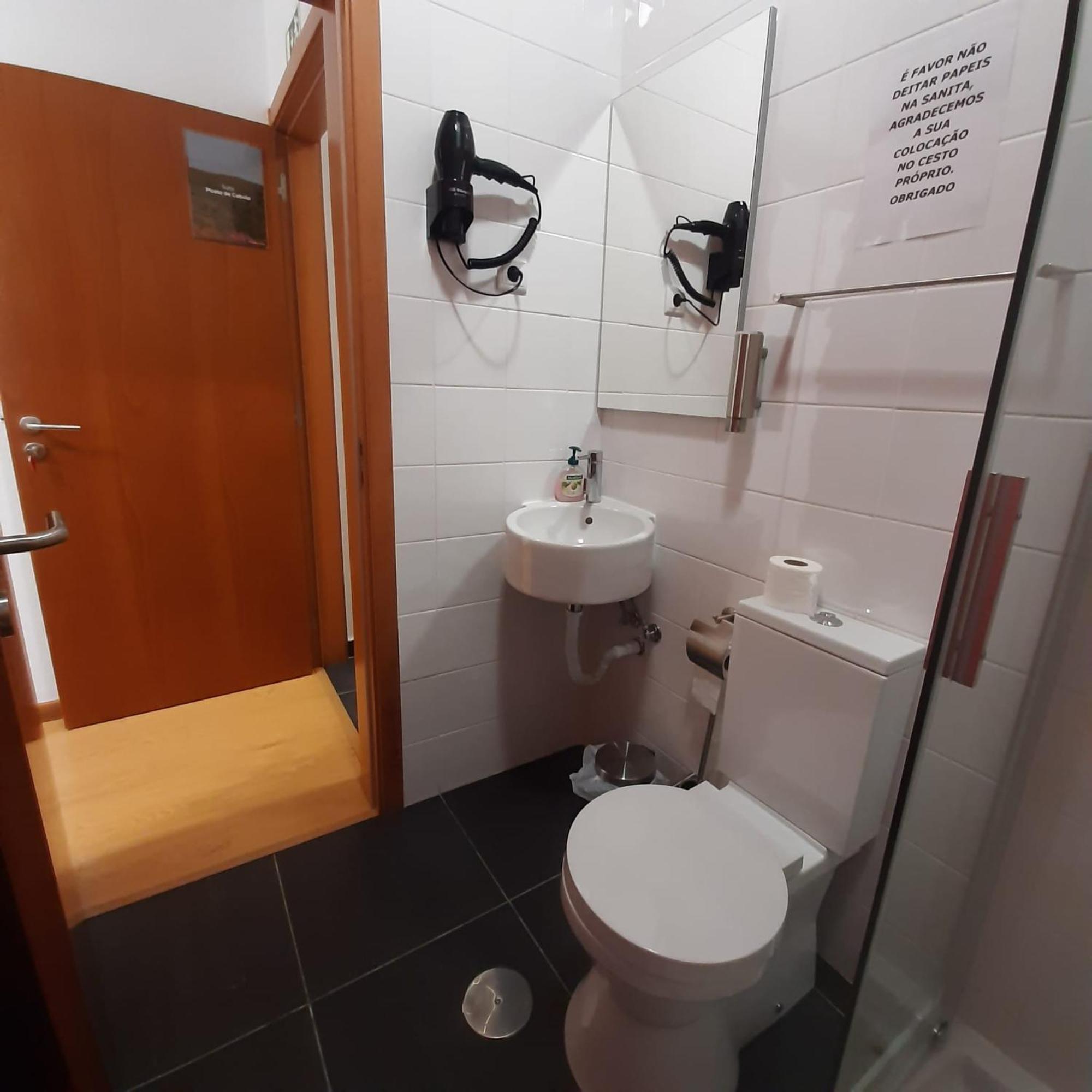 パンピリョーザ・ダ・セーラ Casas Da Escola - "A Escola" - Measヴィラ エクステリア 写真