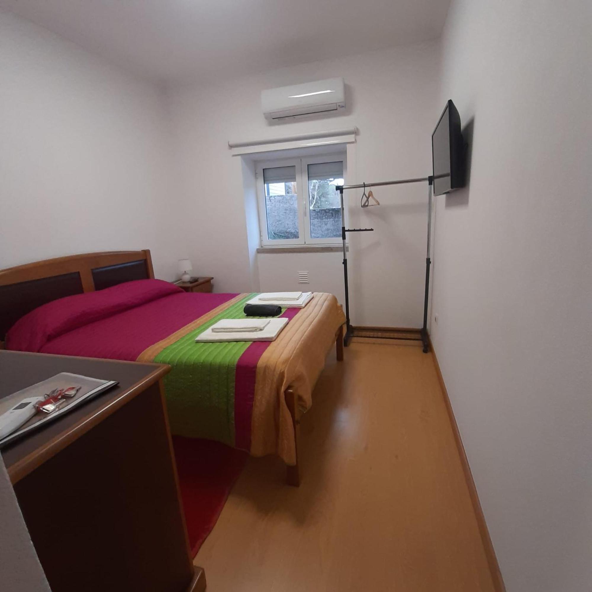 パンピリョーザ・ダ・セーラ Casas Da Escola - "A Escola" - Measヴィラ エクステリア 写真
